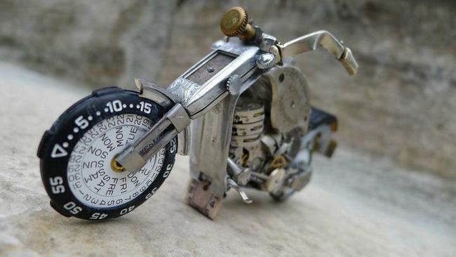 Мотоциклы из старых наручных часов,прикольные картинки,приколы